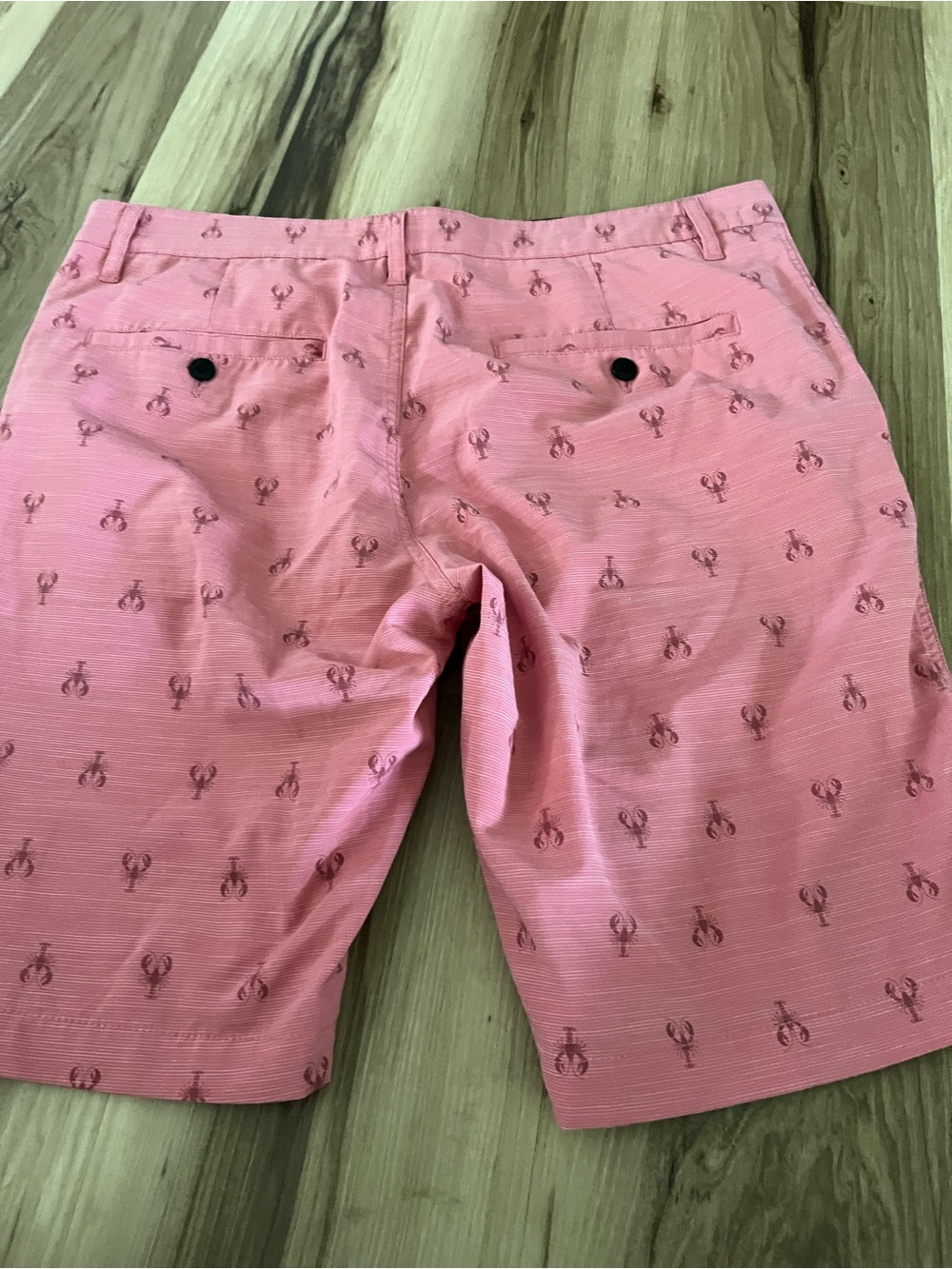 Berkley Jensen W34 Pink Stretch Mens Lobster Shorts. - Picture 5 of 5